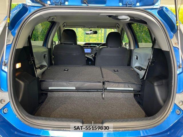 Toyota AQUA 2012-12 8334839-9