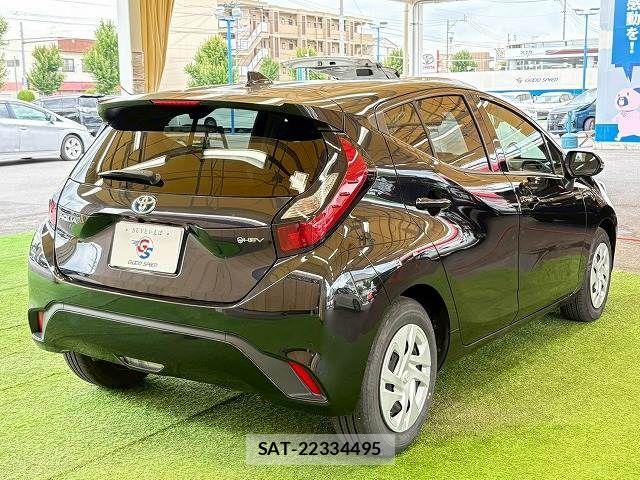 Toyota AQUA 2024-06 8334785-15