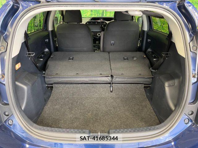 Toyota AQUA 2018-11 8334830-9
