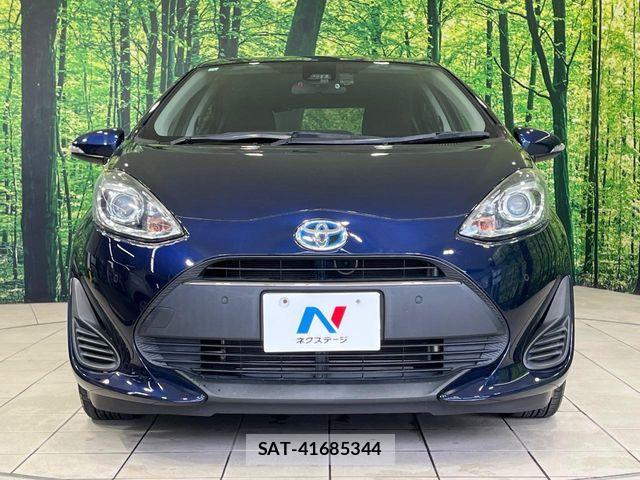 Toyota AQUA 2018-11 8334830-13