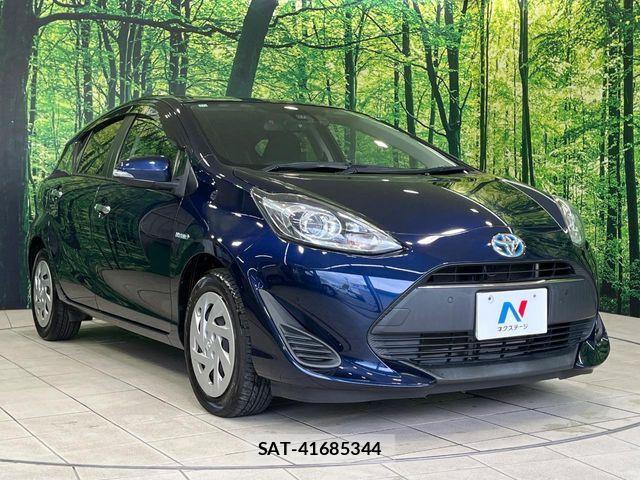 Toyota AQUA 2018-11 8334830-15