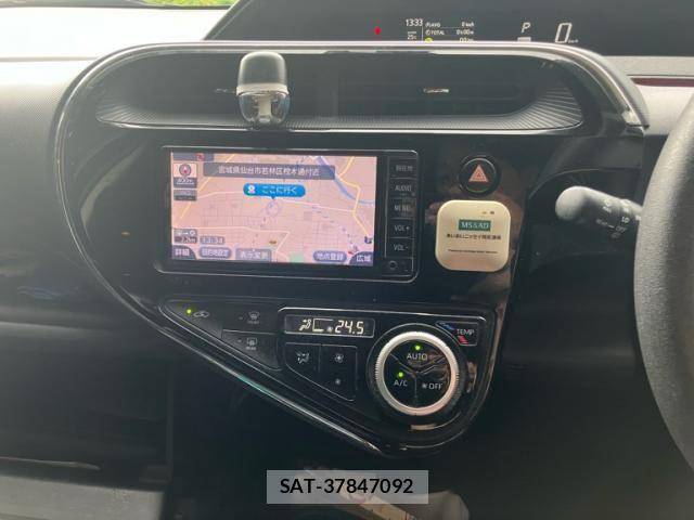Toyota AQUA 2018-04 8334835-20