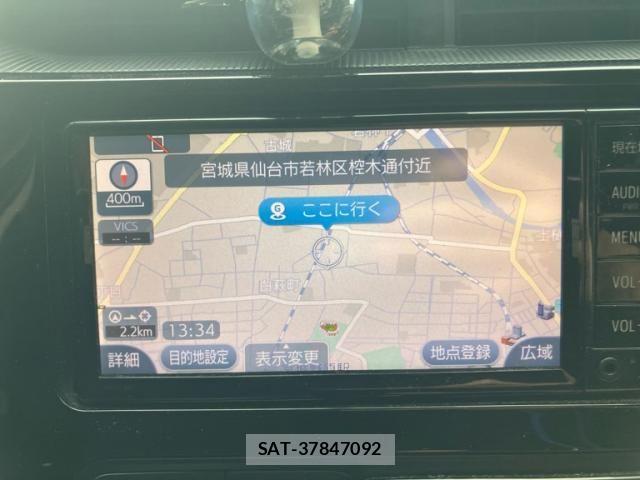 Toyota AQUA 2018-04 8334835-23