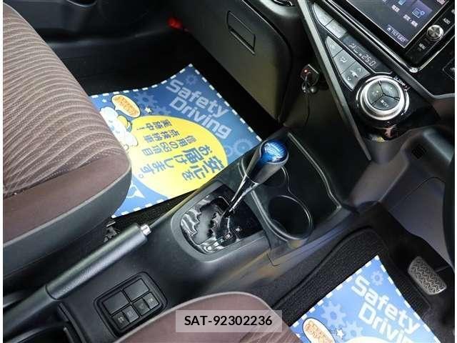Toyota AQUA 2016-12 8334812-14