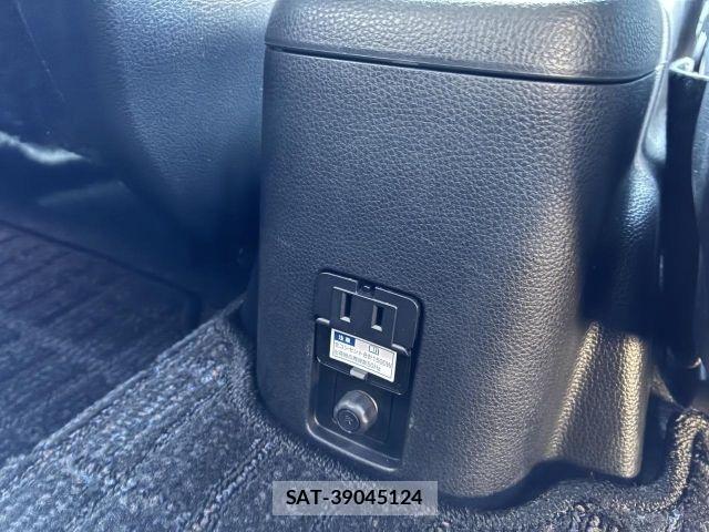 Toyota AQUA 2024-08 8334772-19