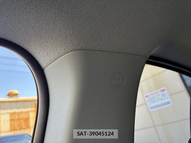 Toyota AQUA 2024-08 8334772-22
