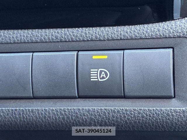 Toyota AQUA 2024-08 8334772-26