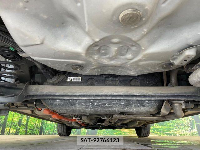 Toyota AQUA 2021-03 8353898-18