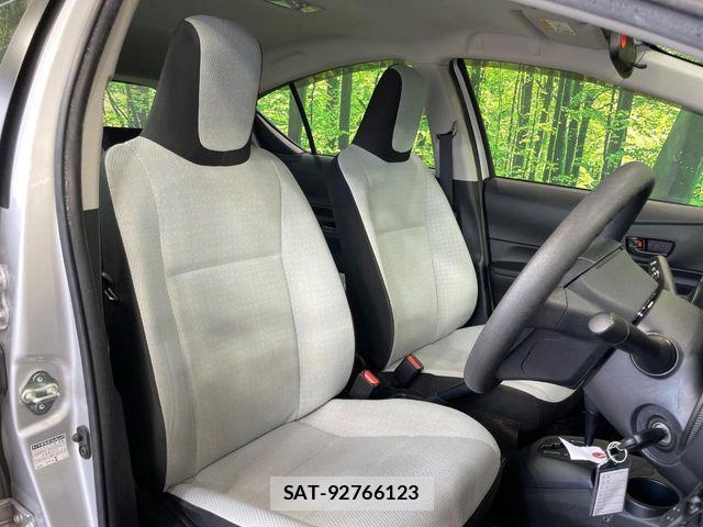 Toyota AQUA 2021-03 8353898-7