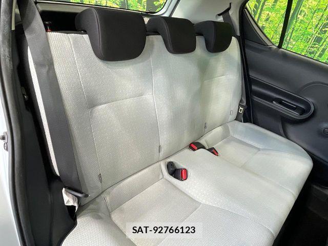 Toyota AQUA 2021-03 8353898-8