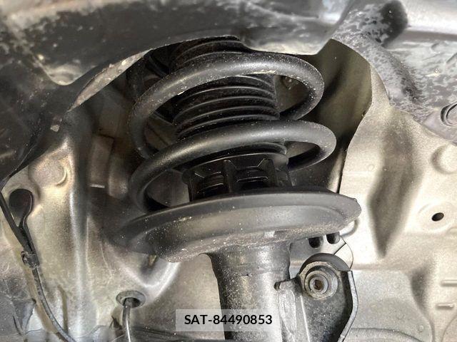 Toyota AQUA 2019-08 8353896-19
