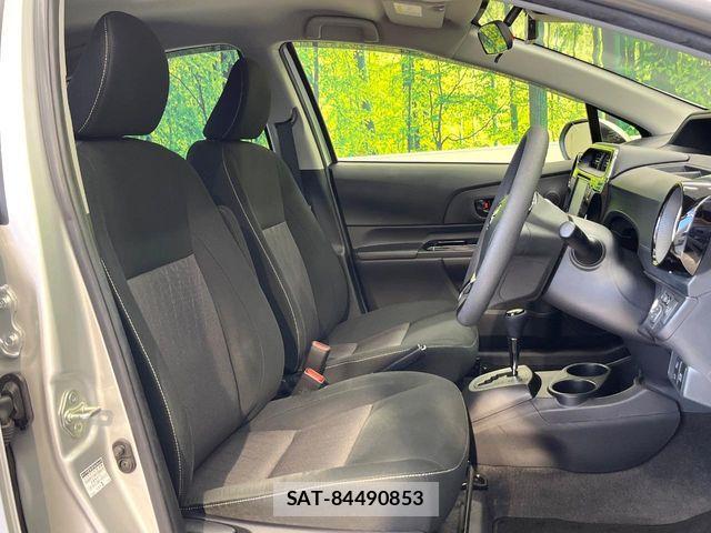 Toyota AQUA 2019-08 8353896-7