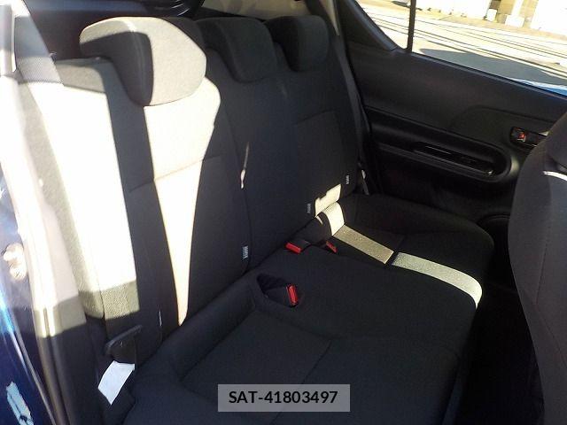 Toyota AQUA 2019-03 8353909-10