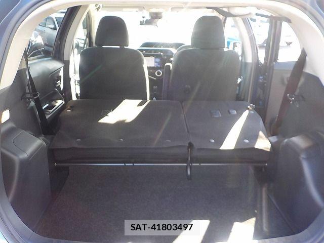 Toyota AQUA 2019-03 8353909-11
