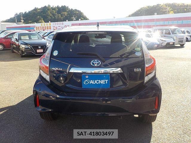 Toyota AQUA 2019-03 8353909-5