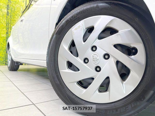Toyota AQUA 2016-06 8353905-12