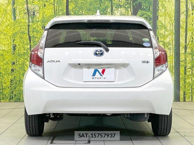 Toyota AQUA 2016-06 8353905-14