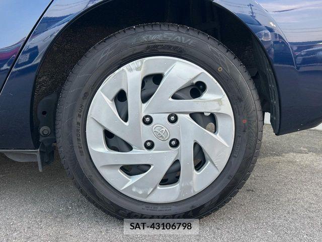 Toyota AQUA 2019-01 8353900-11
