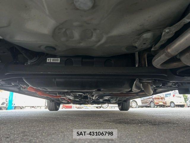 Toyota AQUA 2019-01 8353900-18