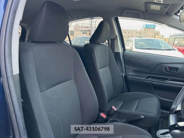 Toyota AQUA 2019-01 8353900-7