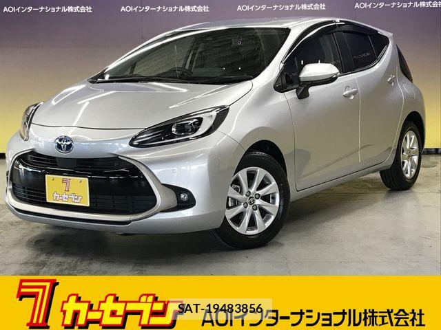 Toyota AQUA 2022-06 8353893-0