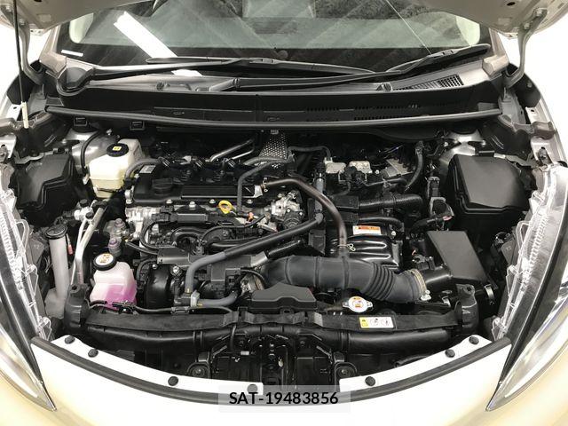 Toyota AQUA 2022-06 8353893-29