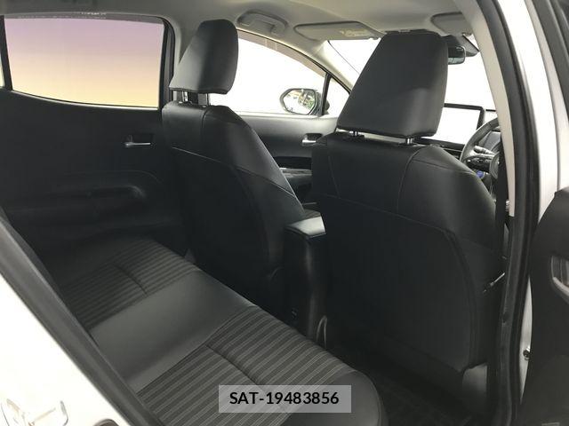 Toyota AQUA 2022-06 8353893-8