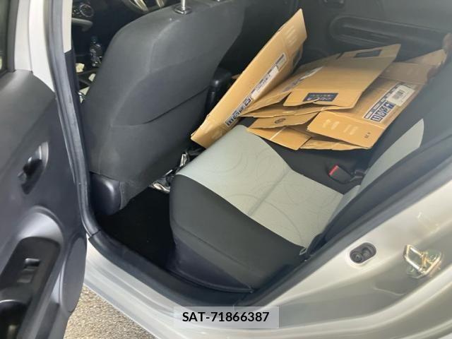 Toyota AQUA 2014-09 8353917-17