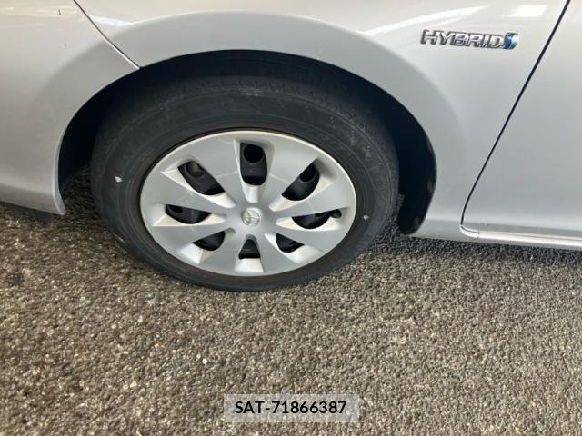 Toyota AQUA 2014-09 8353917-7