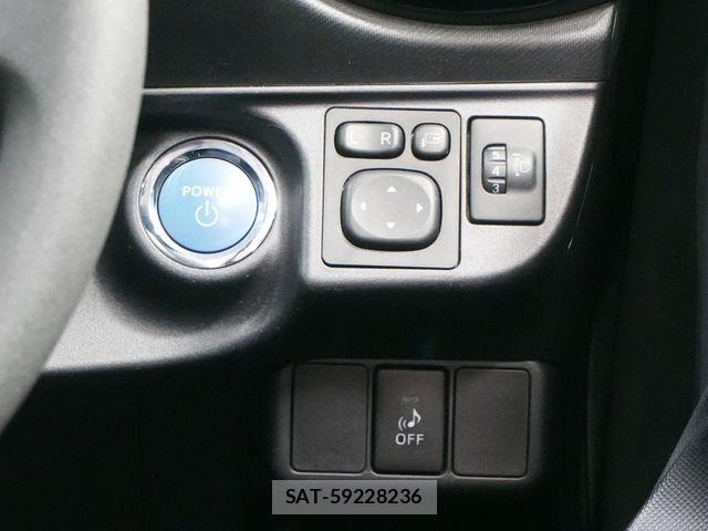 Toyota AQUA 2015-02 8353912-14