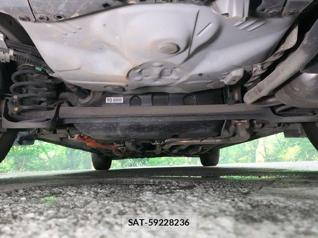 Toyota AQUA 2015-02 8353912-17