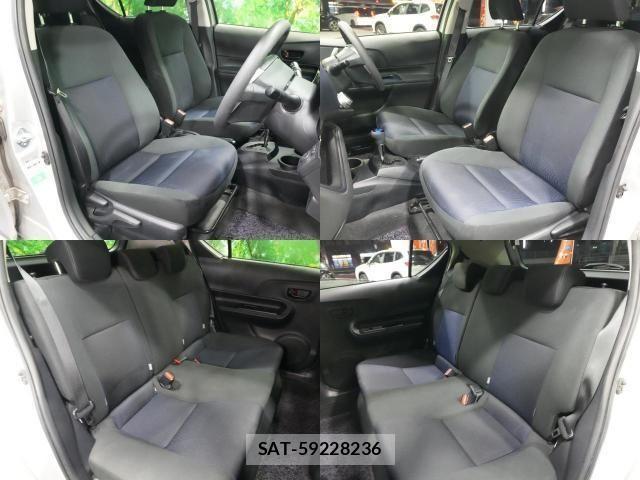 Toyota AQUA 2015-02 8353912-2