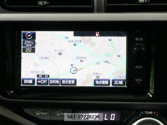 Toyota AQUA 2015-02 8353912-8