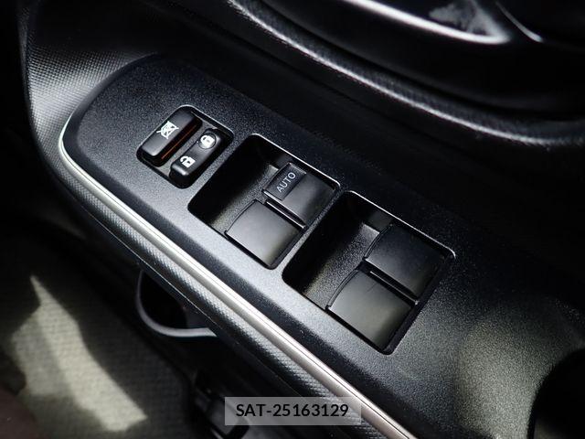 Toyota AQUA 2018-11 8353911-10