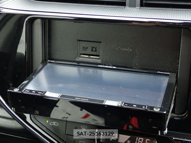 Toyota AQUA 2018-11 8353911-21