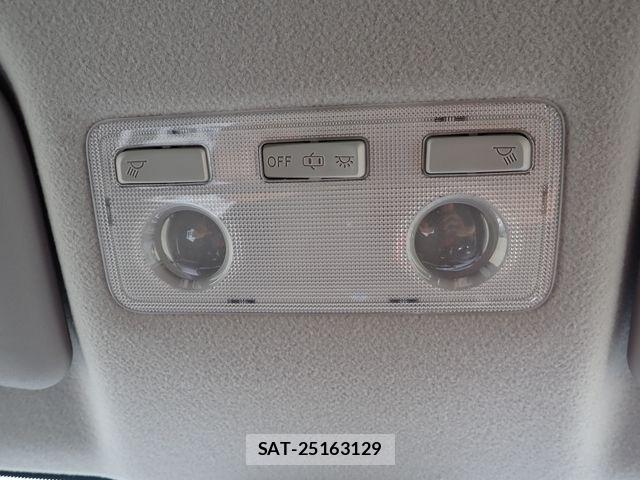 Toyota AQUA 2018-11 8353911-22