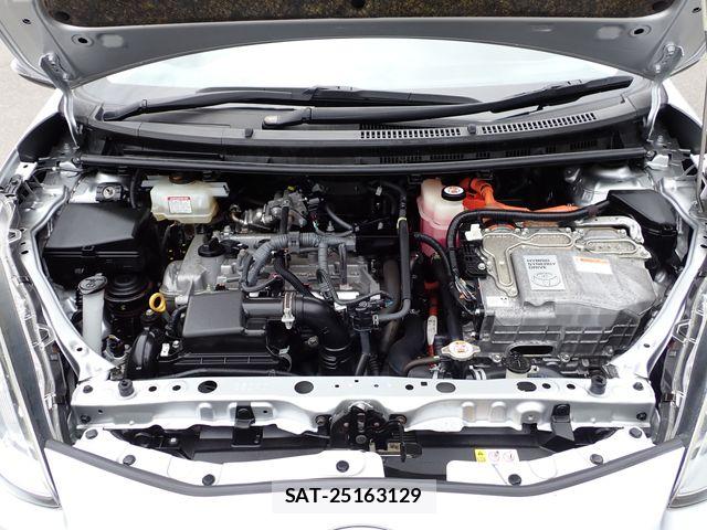 Toyota AQUA 2018-11 8353911-3