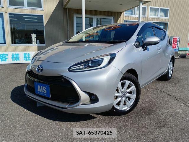 Toyota AQUA 2023-03 8353899-0