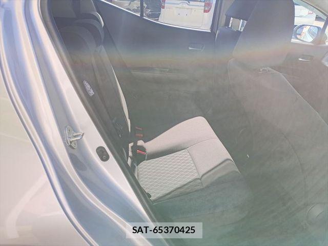Toyota AQUA 2023-03 8353899-12
