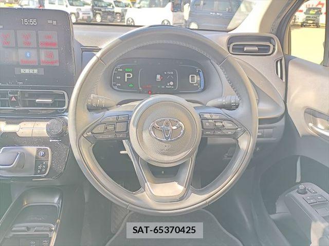 Toyota AQUA 2023-03 8353899-1