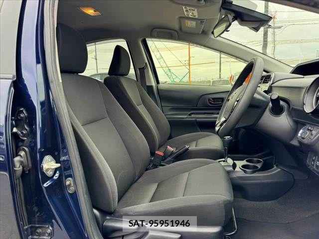 Toyota AQUA 2019-04 8353906-15