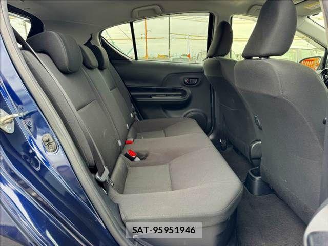 Toyota AQUA 2019-04 8353906-19