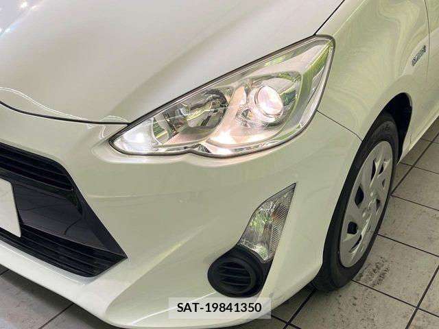 Toyota AQUA 2016-03 8353901-11