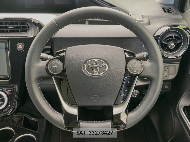 Toyota AQUA 2019-03 8353902-10