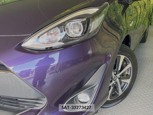 Toyota AQUA 2019-03 8353902-11