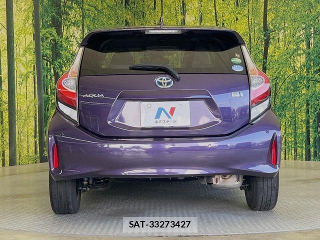 Toyota AQUA 2019-03 8353902-14