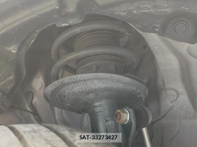 Toyota AQUA 2019-03 8353902-19