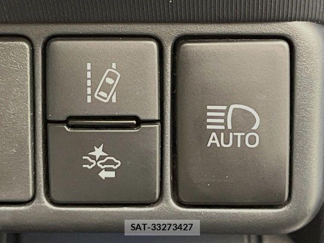 Toyota AQUA 2019-03 8353902-6