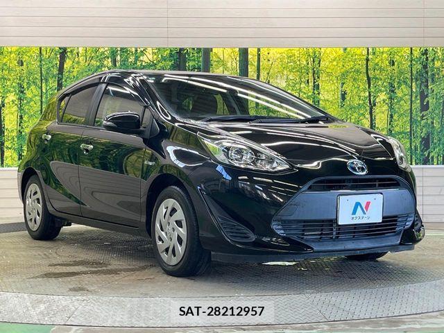 Toyota AQUA 2018-01 8353907-15