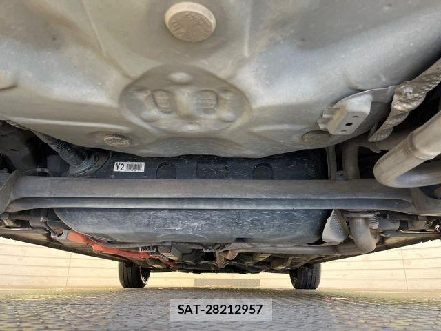 Toyota AQUA 2018-01 8353907-18